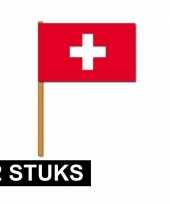 2x zwitserse zwaaivlaggen